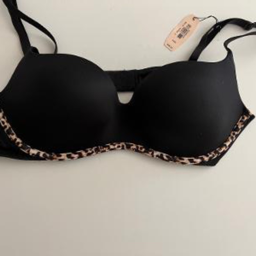 NWT Victoria's Secret Bra